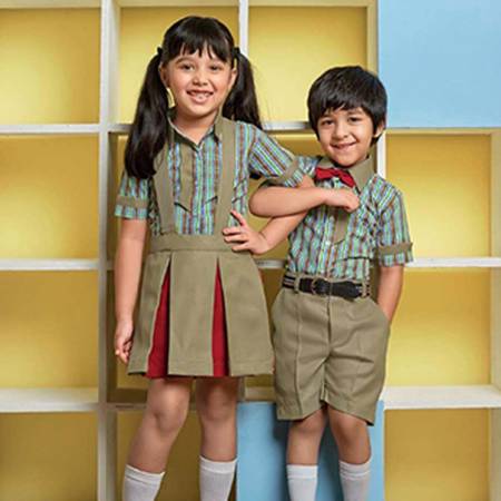School Uniform Fabric in Vadodara